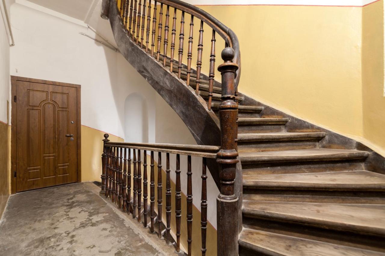 Gallery Art Apartment 利沃夫 外观 照片